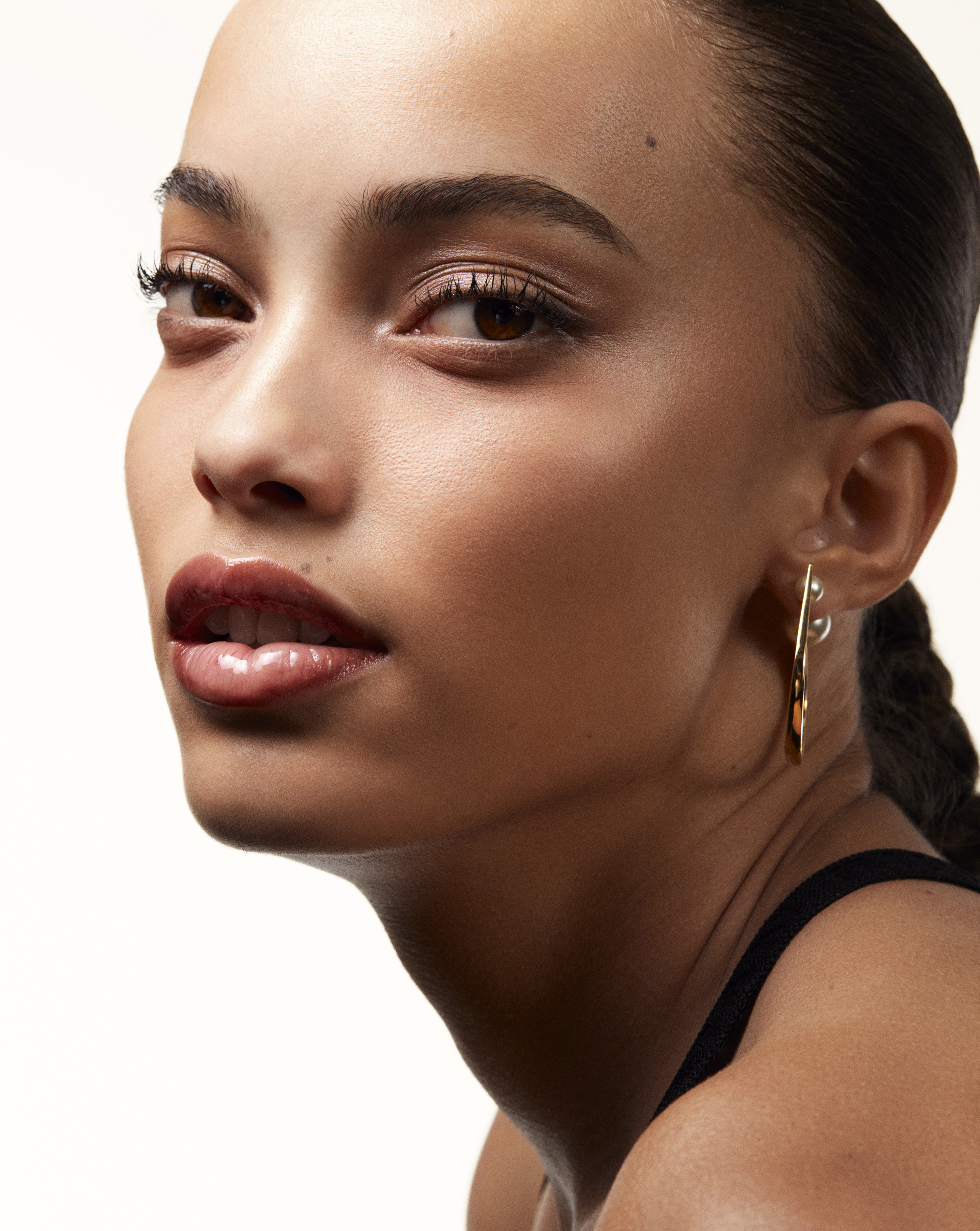 aliana nude lip