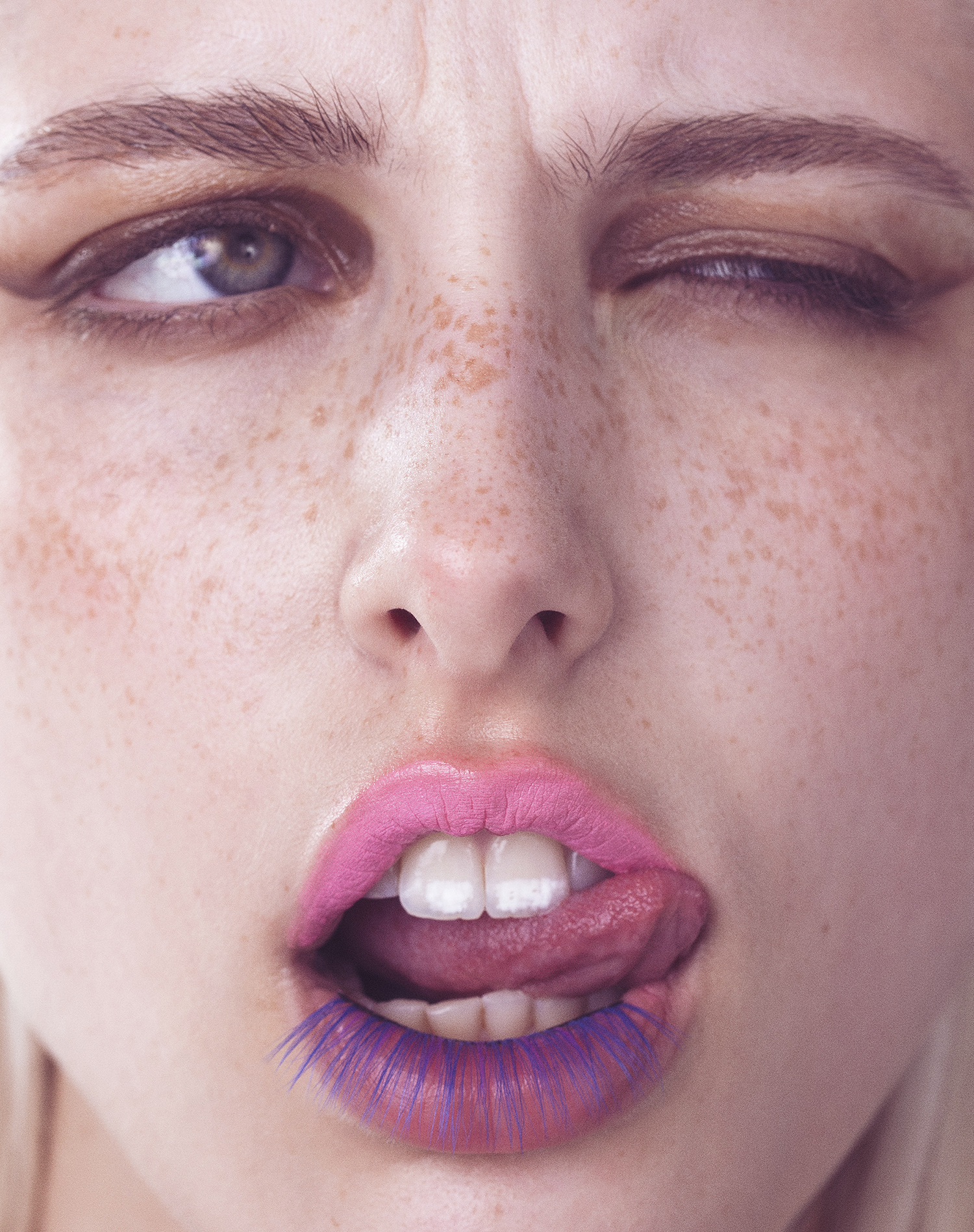 pink lips 2